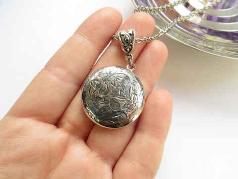 Antique locket deals for sale